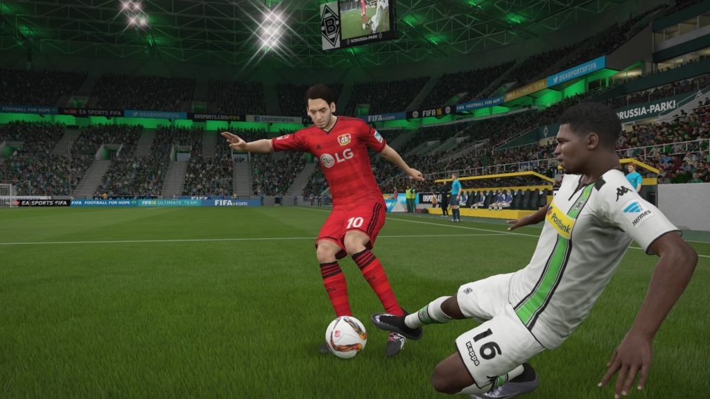 FIFA 16 Grätsche