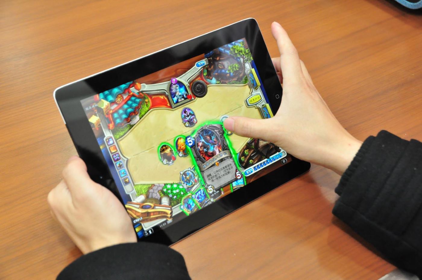 Hearthstone: Android-Version für Tablets fast fertig; EU-Spieler bekommen als Entschädigung für Arena-Bug GvG-Pakete