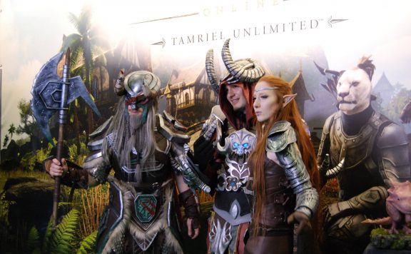 TESO-Cosplay-mit-Fan