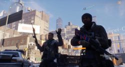 division-haende-hoch