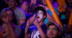 Overwatch LEague LA Gladiators Fan