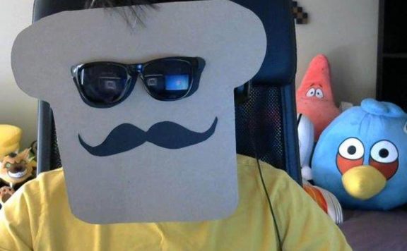 Disguised-Toast-Streamer