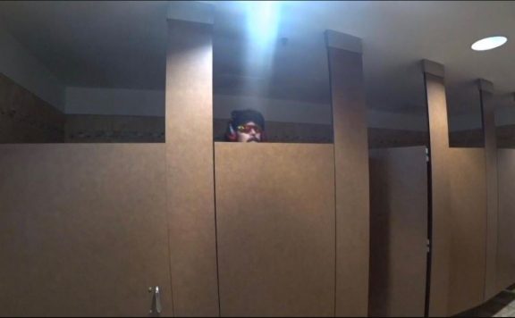 DrDisrespect-E32019-Toilette
