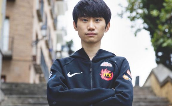 LoL-Doinb-e1573316305544-1140x445