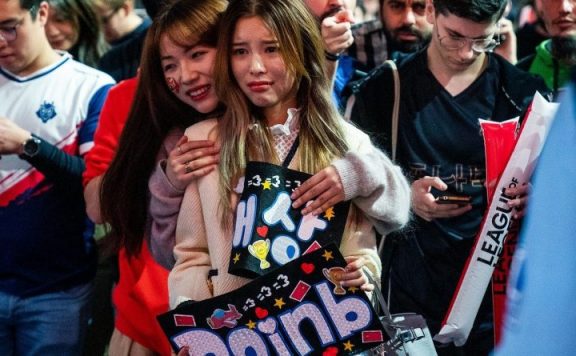 LoL-Umi-Doinb-Wife-1140x445