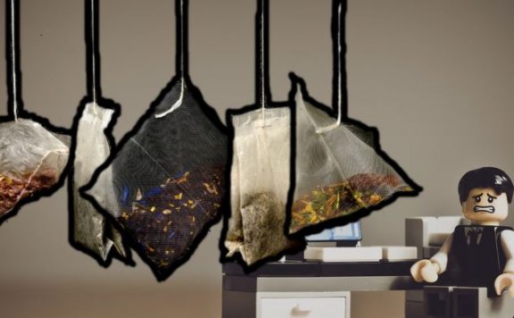 Tea-Bagging-Lego