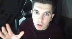 Twitch-Gross-Gore-Hand-1140x445