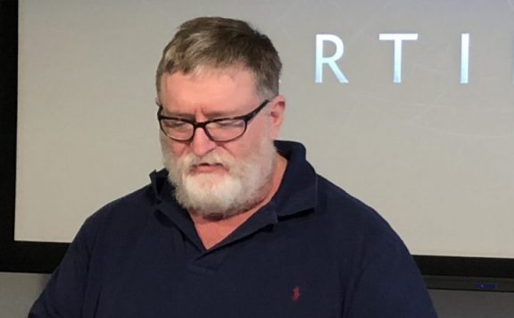 Gabe-Newell-Artifact-1140x445