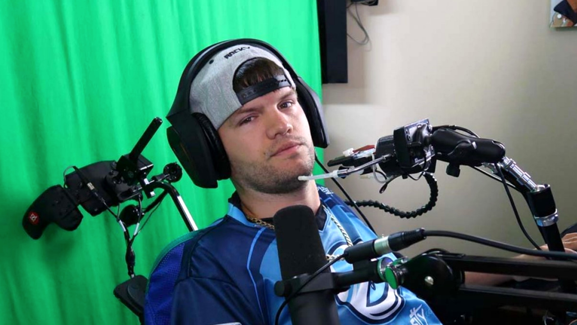 Profi-Organisation verpflichtet Spieler, der CoD Warzone mit dem Mund spielt