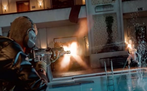 Cold War Schwimmbad Pool