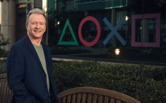 Titelbild Jim Ryan PS4 und PS5