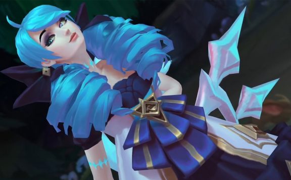 gwen lol champion header