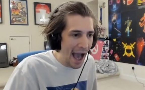 xqc Titelbild schreien