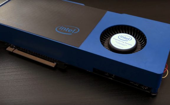 Titelbild Intel Grafikkarte Larrabee