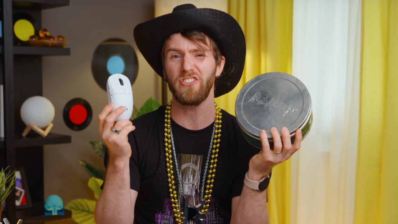 Wie zocken sich moderne Shooter mit antiken Gaming-Mäusen? Ein YouTuber hat es ausprobiert