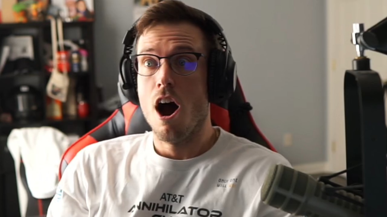 Twitch-Streamer erhält Spende über 115.000 Euro für sein Traumauto, rastet total aus