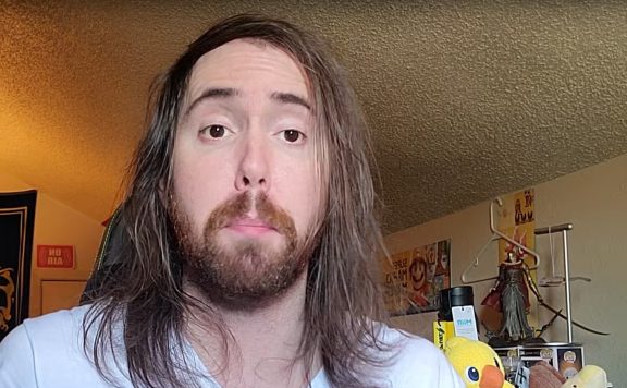 WoW Asmongold Twitch Streamer große Augen Titel