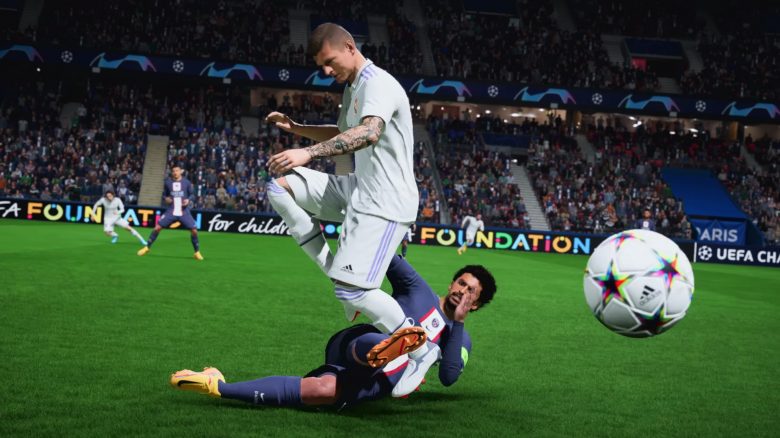 Endlich könnt ihr in FIFA 23 eure Gegner ehrenlos weggrätschen