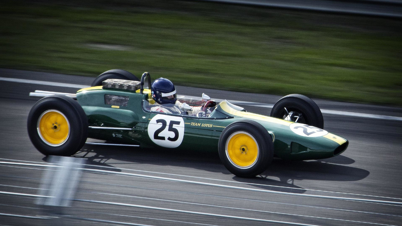 Sportler und Reiche investieren bis zu 40.000 Euro in ihre Gaming-PCs, weil sie realistisch spielen wollen