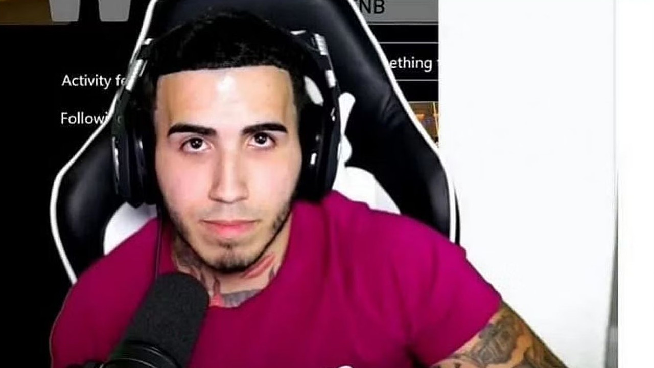 Twitch-Streamer kauft sich neues Spiel für 200 $ einen Tag vor allen anderen – Kann nicht widerstehen, bereut es sofort