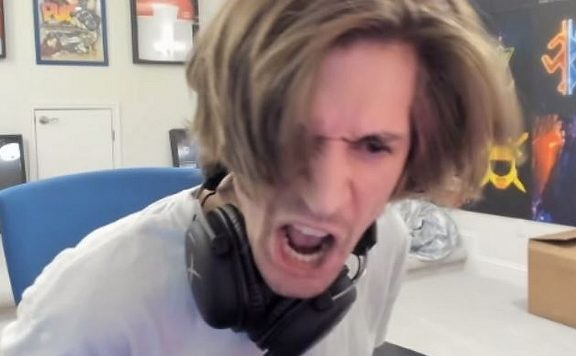 Overwatch 2 Twitch xQc rastet aus Titel