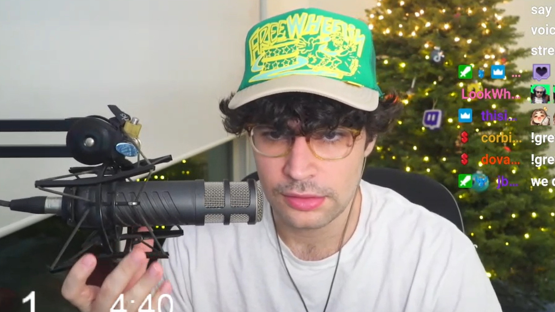 CoD Warzone 2: Millionen feiern einen Twitch-Streamer, der sich auf TikTok als 10-Jähriger ausgibt – „Muss bald ins Bett“