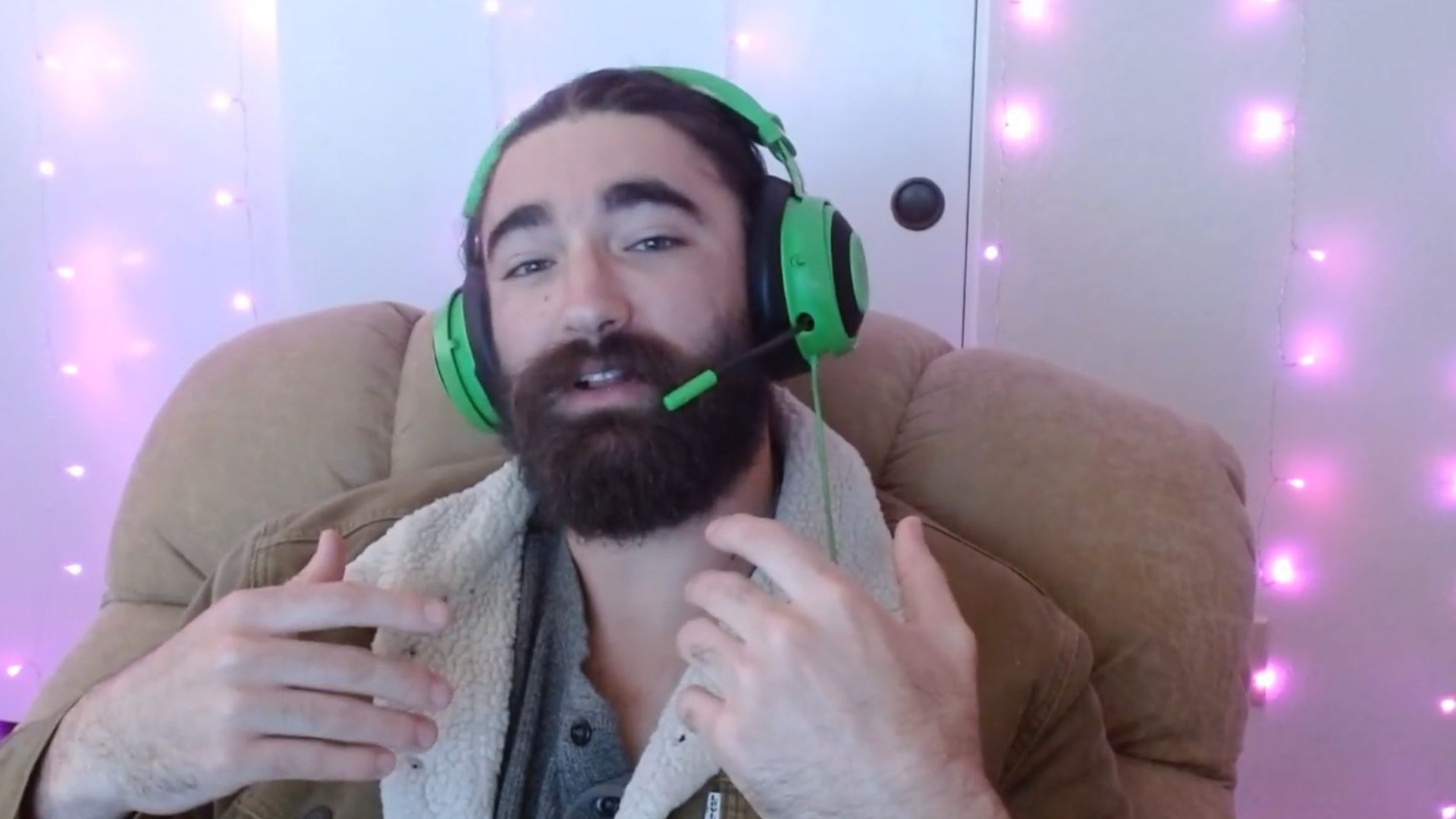 Twitch: 7-Jähriger zündet gemeinsam mit Papa eine Atombombe in CoD Warzone – Amerikaner finden’s so schön