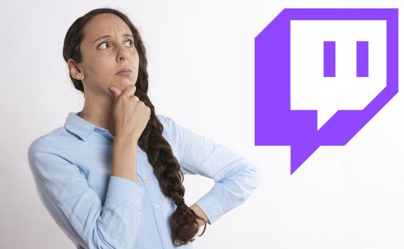 Symbolbild Frau schaut fragend