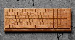 Titelbild Tastatur aus Holz hacoa