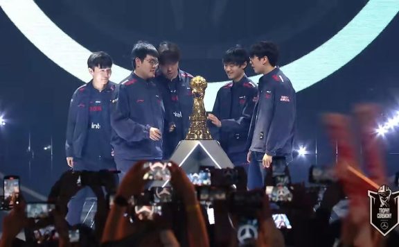 JDG vs BLG MSI 2023 Pokal