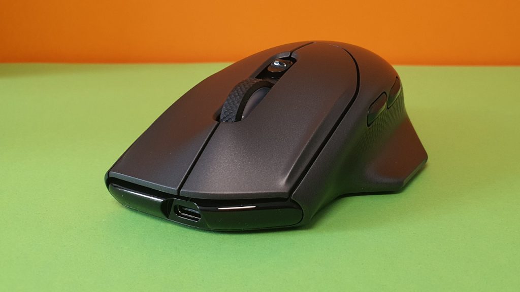 Alienware 620M from front