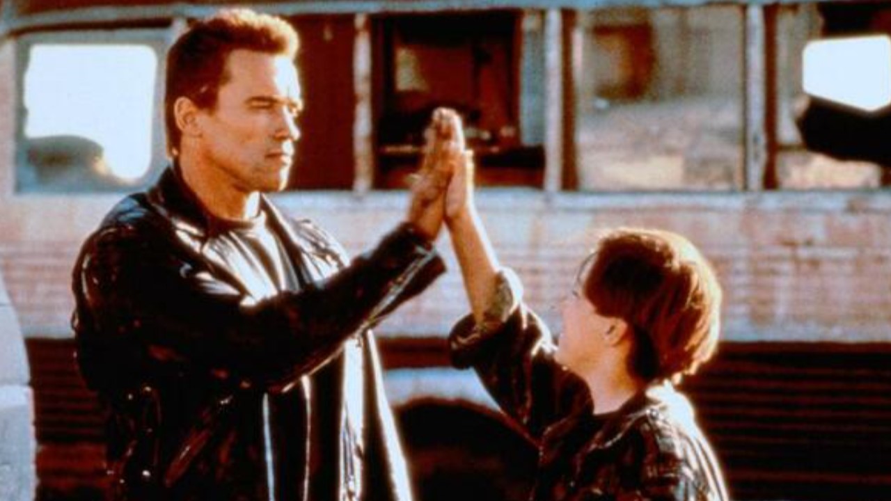 Arnold Schwarzenegger explains how to be a good father – “There will be no hot chocolate” 