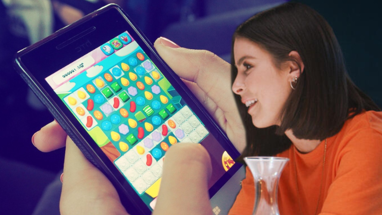 „Ich glaube, ich bin spielsüchtig“ – Deutsche Musikerin berichtet, wie Mobile-Games sie im Griff haben