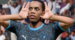 Titel EA FC 24 Ronaldinho Ohren auf