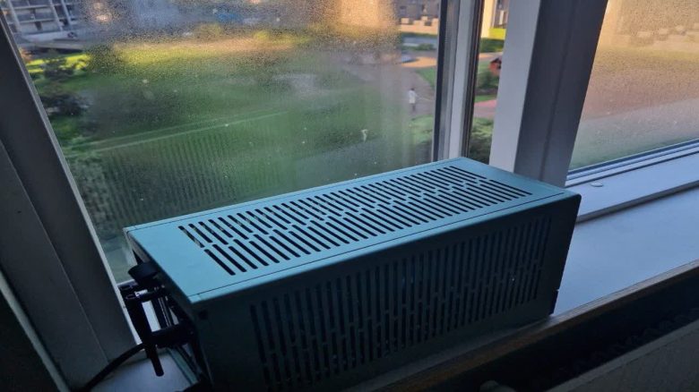 Titelbild PC am Fenster1