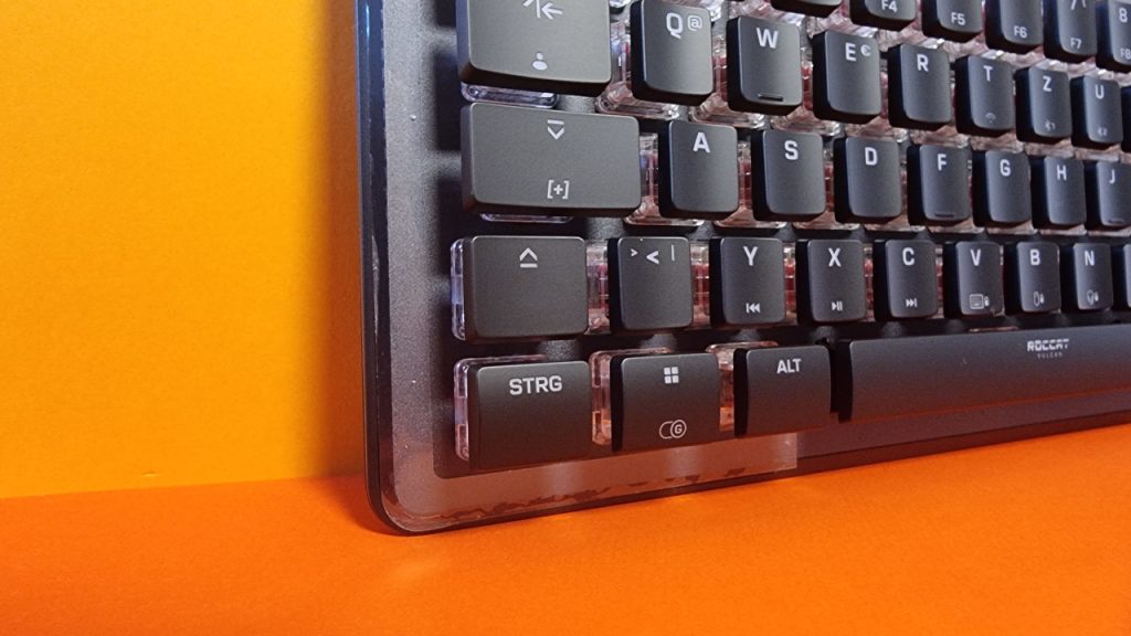 Roccat Vulcan II Mini Air detail view