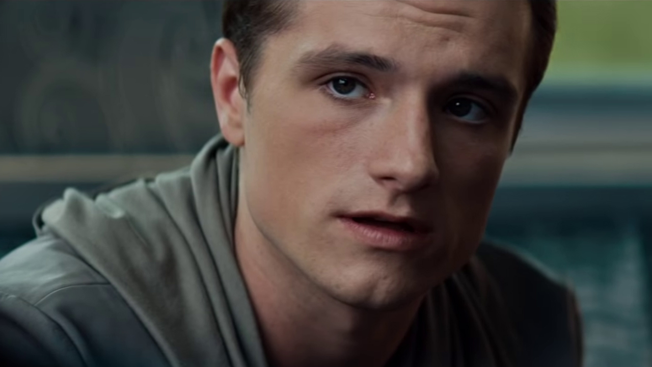 Star from The Hunger Games missed the best movies: preferred to stay at home and played his favorite game