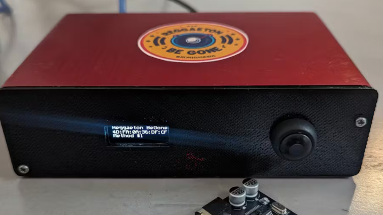 A user builds a device to block the loud music of the neighbor – Is that even allowed here?