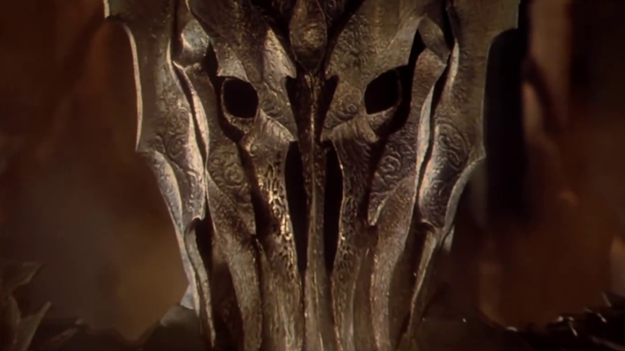 In the prologue of ‘The Lord of the Rings’, there is a macabre detail that did not make it into the final film