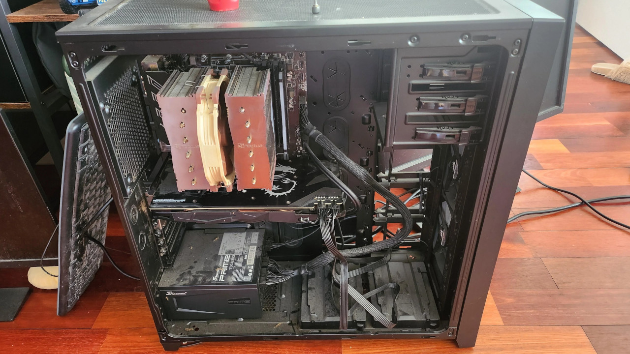 Player discovers his dream PC in the trash: The computer is better than his old gaming PC