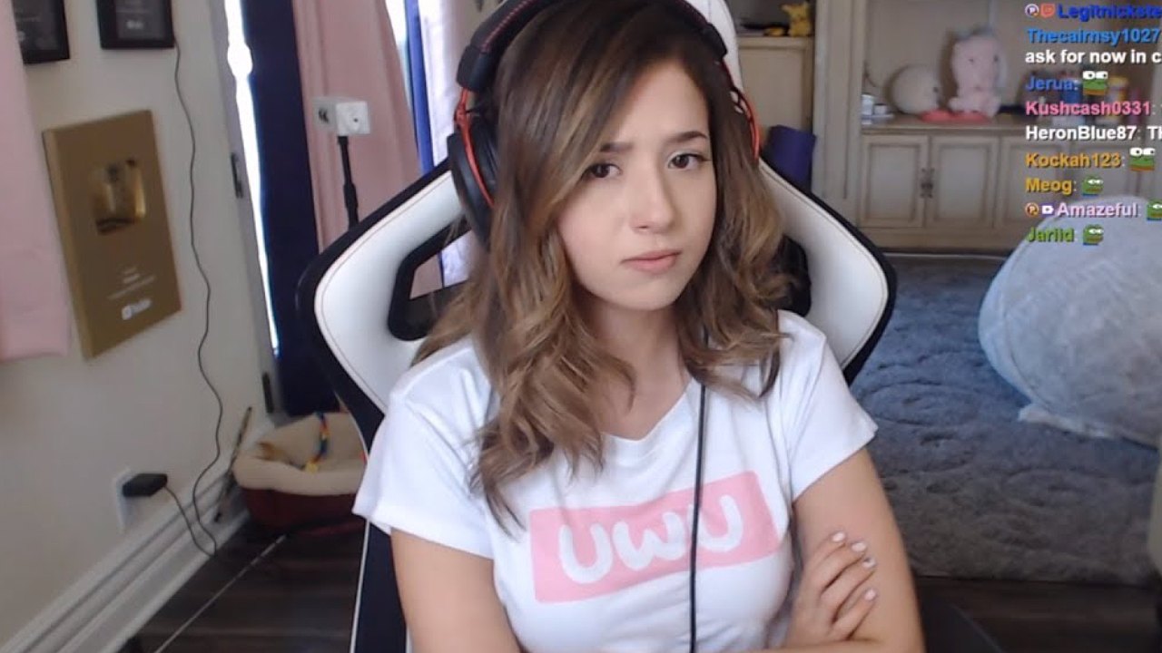 28-year-old Twitch streamer boasts her wealth – Has to quickly row back