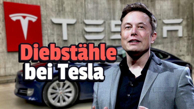 Elon Musk vor einem Tesla
