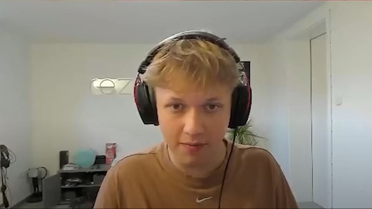 18-Jähriger hat während eines Profi-Matchs in Fortnite einen Wasser-Einbruch – Kollege brüllt, er soll gefälligst weiterspielen