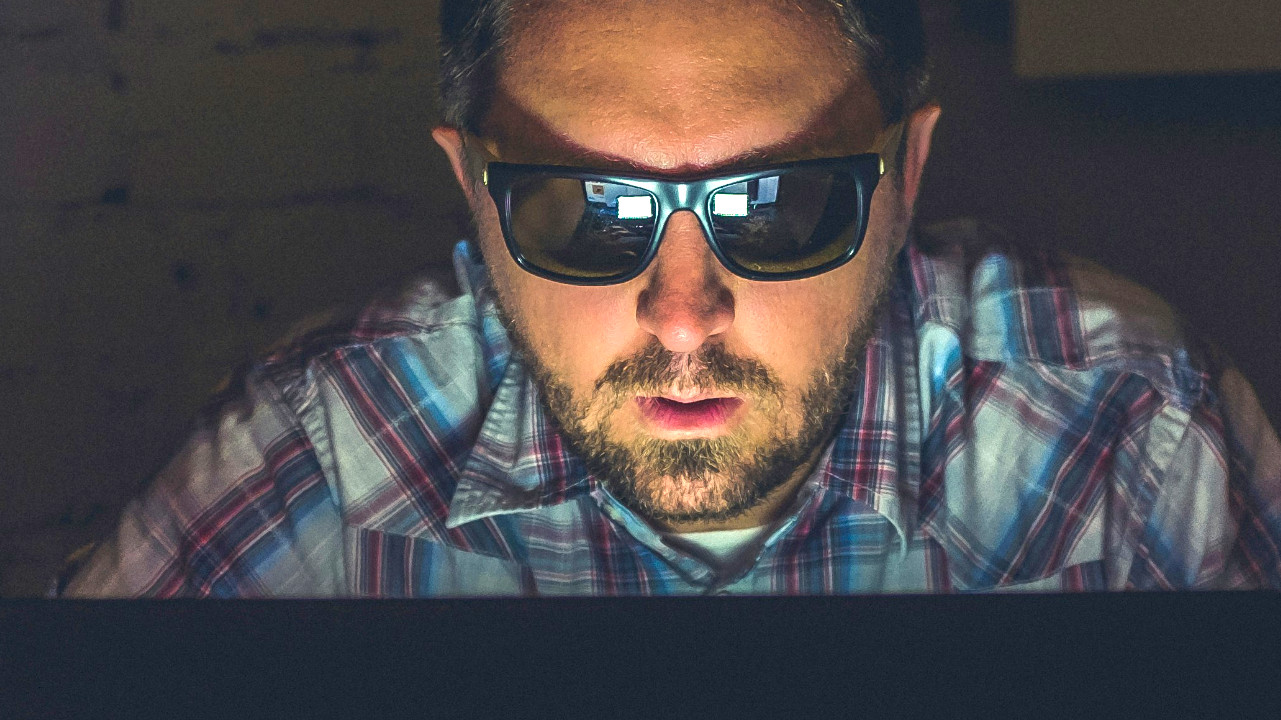 How an IT engineer takes his former employer’s network hostage and demands ransom