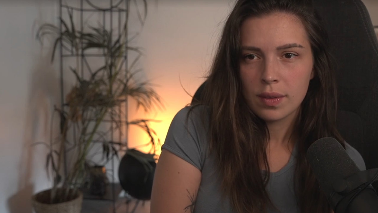 Shurjoka lets a streamer be banned on Twitch, is compared to Hitler