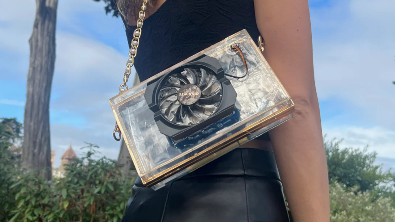 Company builds handbags from old graphics cards, sells them for 1,000 euros – The GPU inside is worth only 30 euros