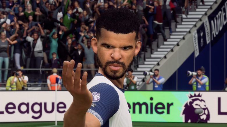 Fußball-Profi will in EA FC 25 mit seinem Team für 44 Millionen Münzen angeben, bekommt von den Fans nur Kritik für seine Aufstellung