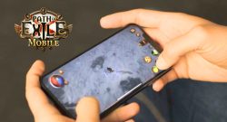 Macher von Path of Exile 2 legen großen Konkurrenten von Diablo Immortal auf Eis - Titelbild zeigt Path of Exile auf einem Handy