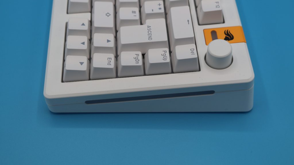 Glorious GMMK3 HE side view from right