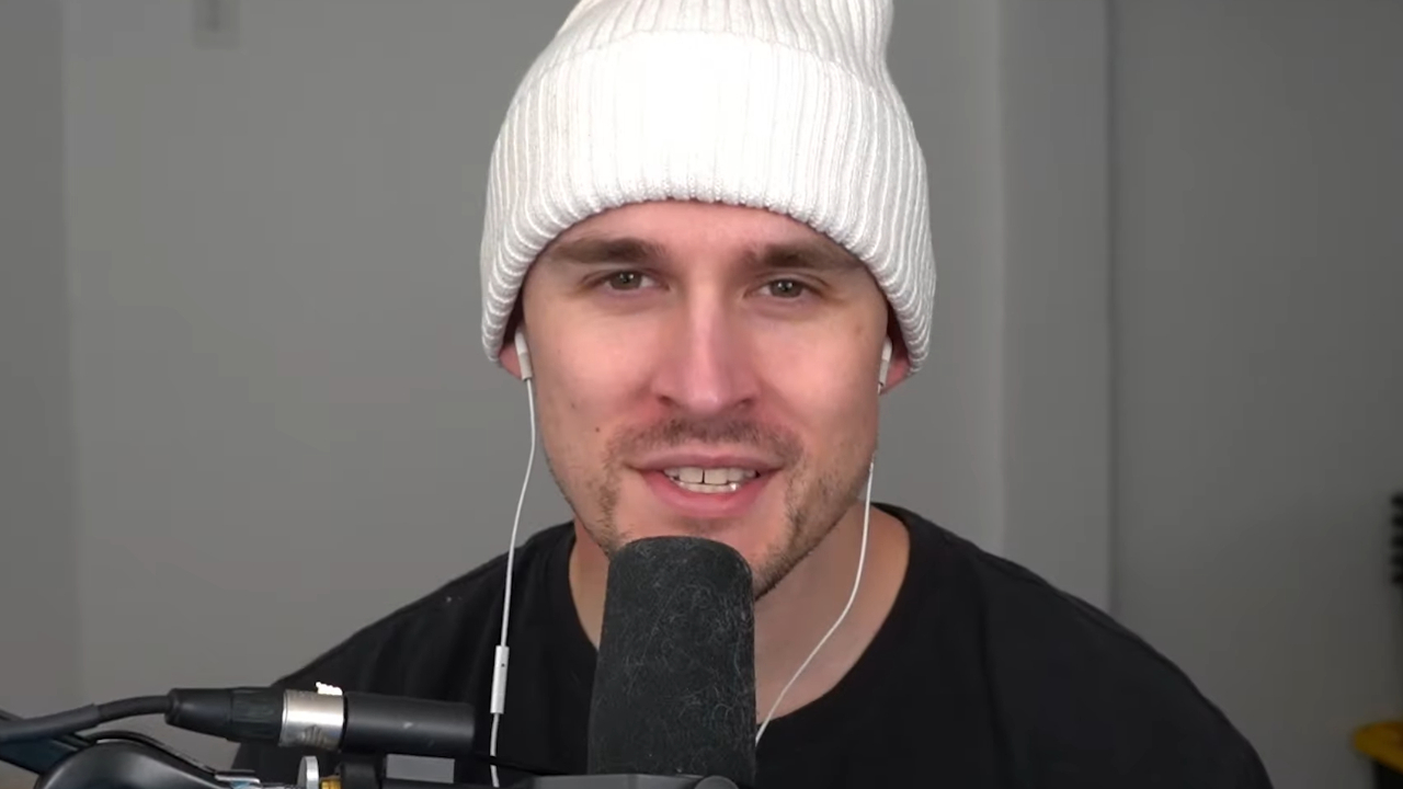 Ludwig verlor eine Wette und hat jetzt eine Glatze.